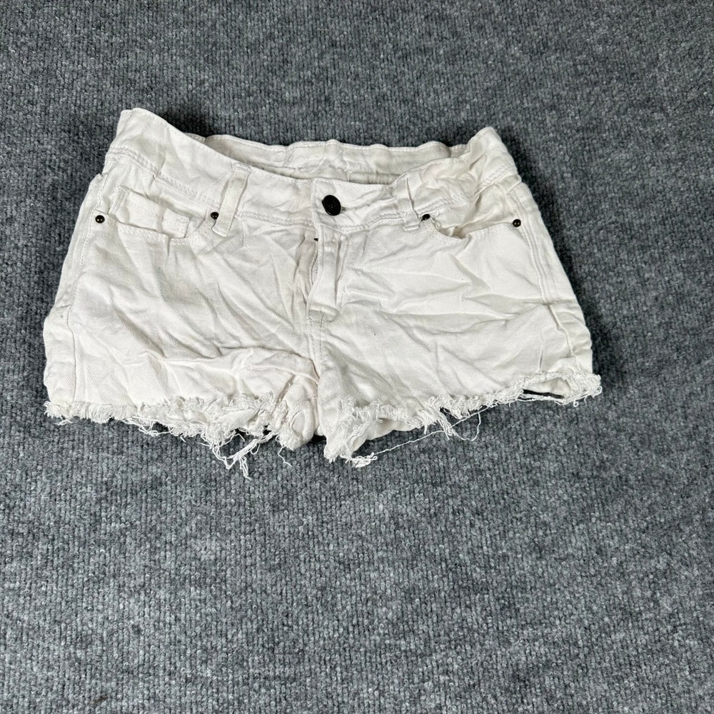 Delia's Denim Shorts Womens Size 3/4 White Raw Hem Stretch Casual Cutoff Summer